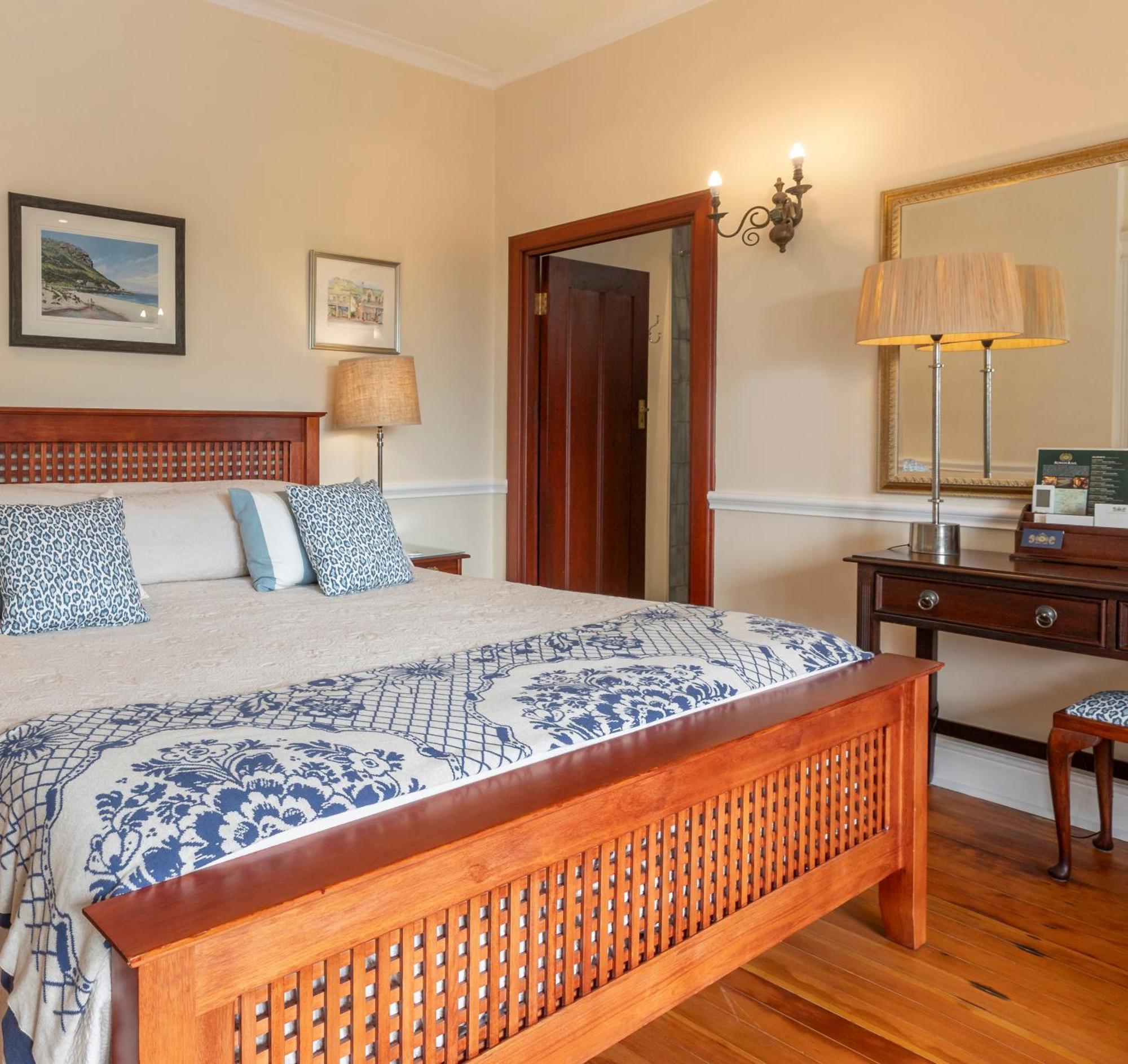 St James Guest Houses Kalk Bay Dış mekan fotoğraf